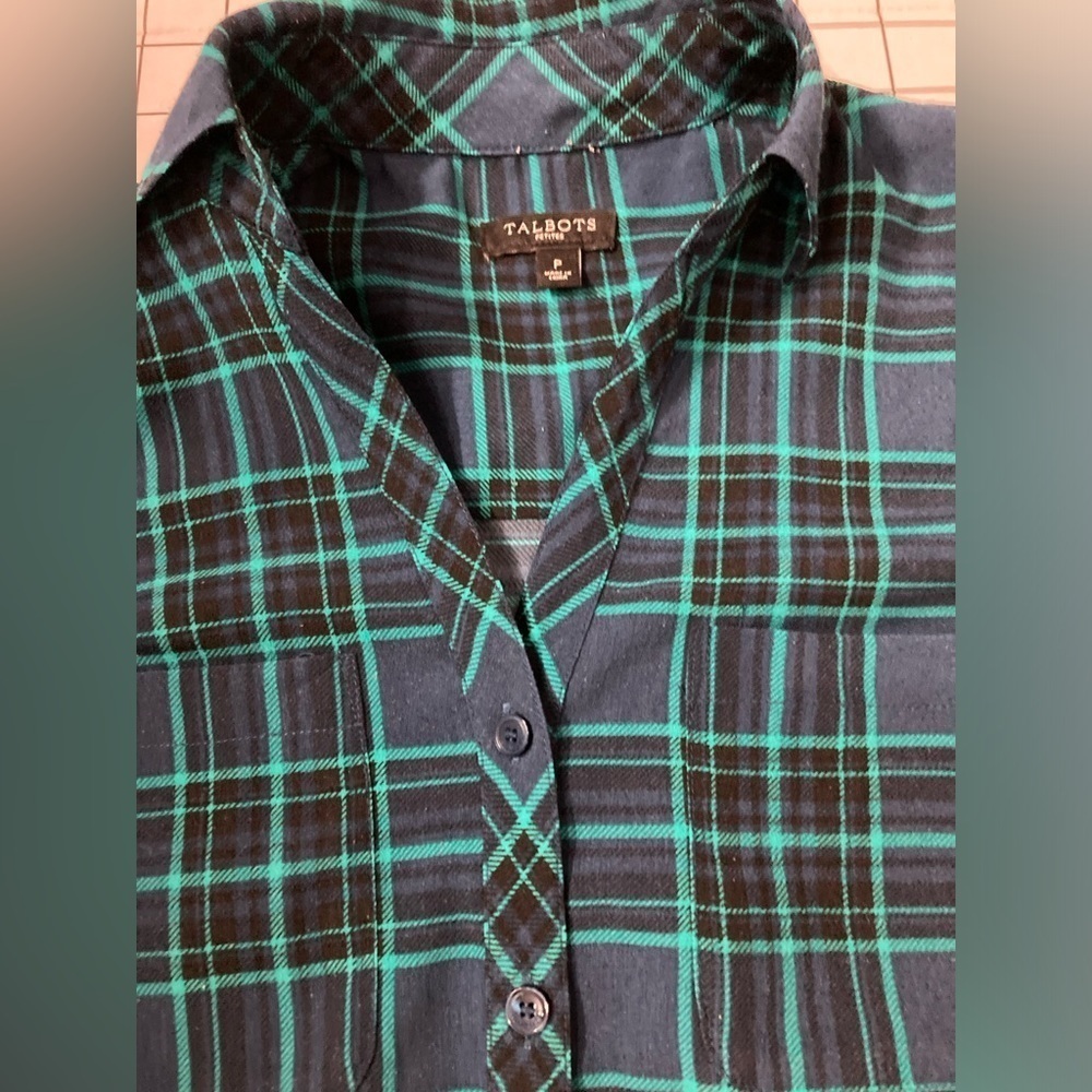 Talbots Women’s Petite Small Blue/Teal/Black‎ Button Down Shirt